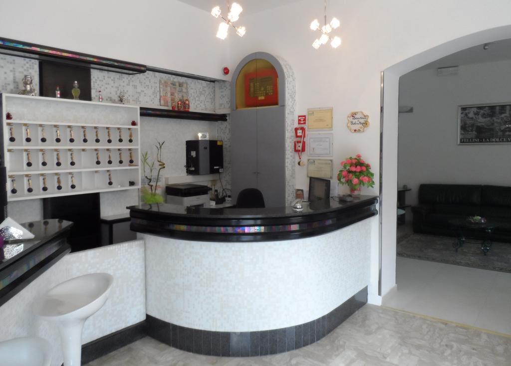 Hotel La Dolce Vita Rimini Extérieur photo