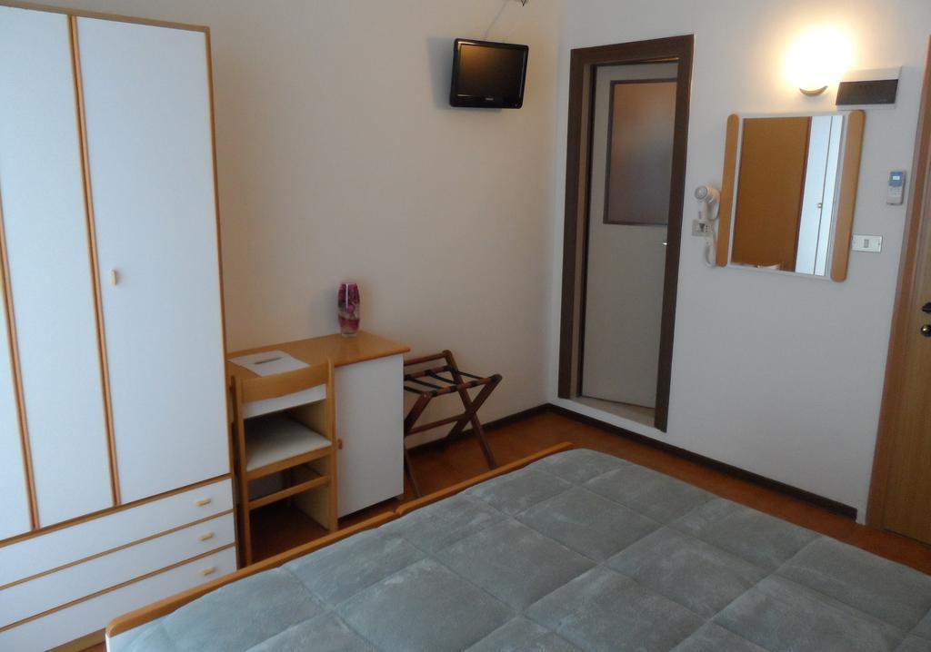 Hotel La Dolce Vita Rimini Chambre photo