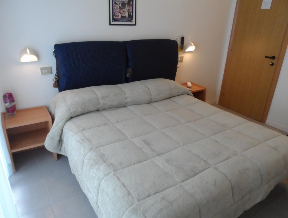 Hotel La Dolce Vita Rimini Extérieur photo