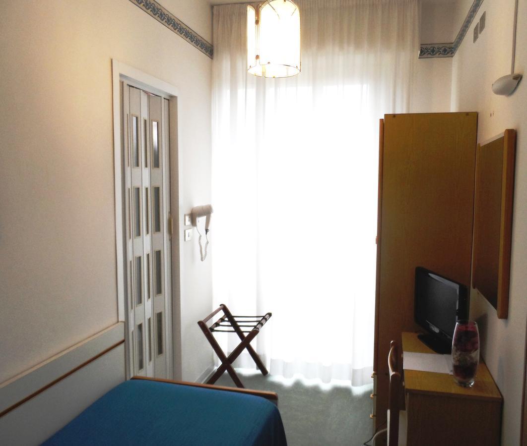 Hotel La Dolce Vita Rimini Chambre photo